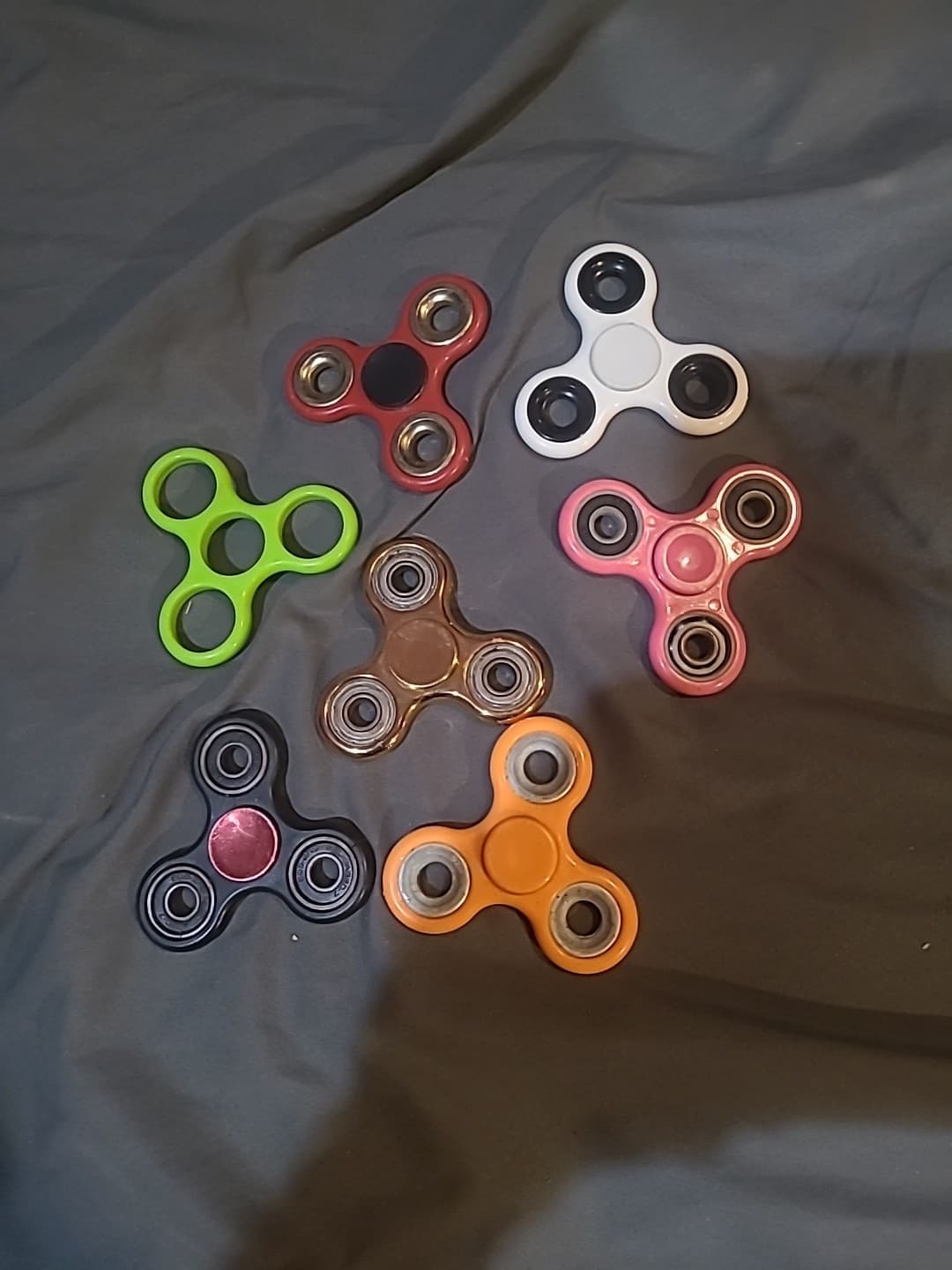 image-Fidget Spinner Lot of 7. 6  working